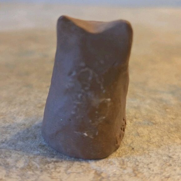 Small Tiny Cat Kitty Figurine Ready to Paint or Leave Natural Resin Crafts - Picture 3 of 6